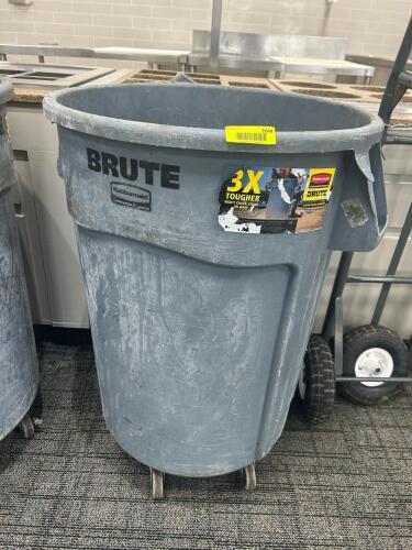 (1) BRUTE TRASH CAN ON WHEELS