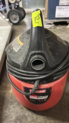 (1) CRAFTSMAN SHOP VAC