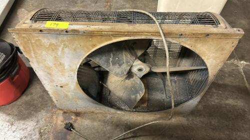 (1) VINTAGE HOMERS COOLER INDUSTRIAL FAN