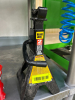 (1) HYDRAULIC BOTTLE JACK AND (1) 2 TON JACK STAND - 3