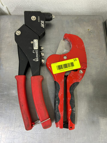 (1) RIVET TOOL AND (1) MANUAL RATCHET PIPE AND TUBE CUTTER