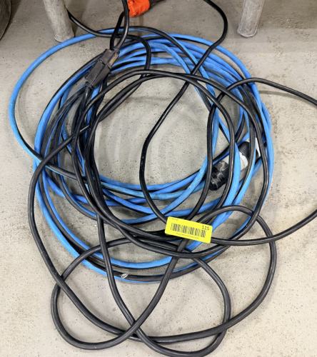 (2) ELECTRICAL EXTENSION CORDS.