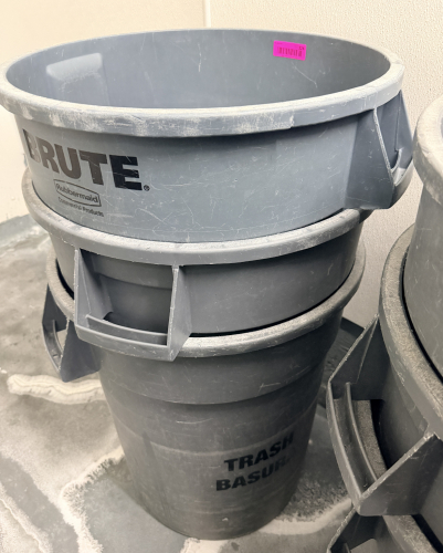 (4) 44 GALLON HEAVY DUTY TRASH CANS
