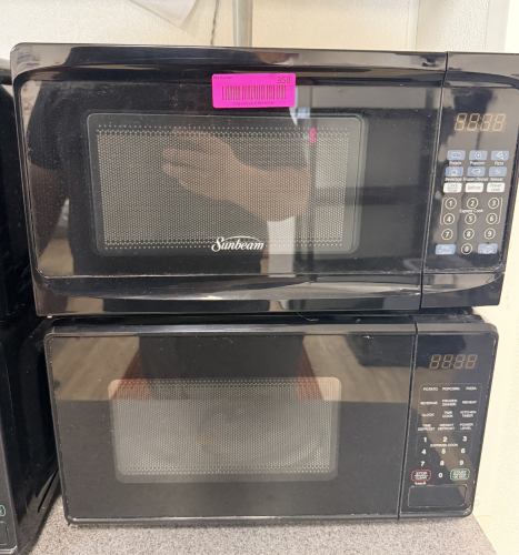 (2) HOUSE HOLD MICROWAVES.