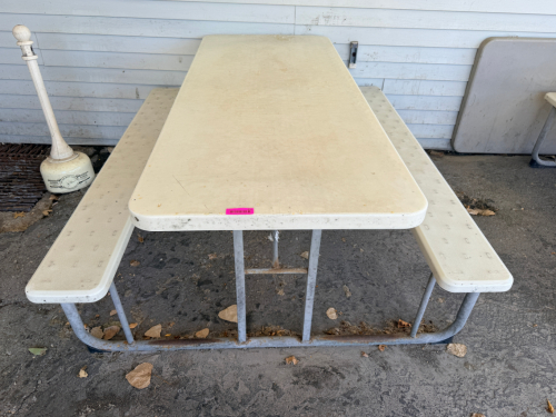 72" WHITE PLASTIC PICNIC TABLE W/ BENCH SEATS.