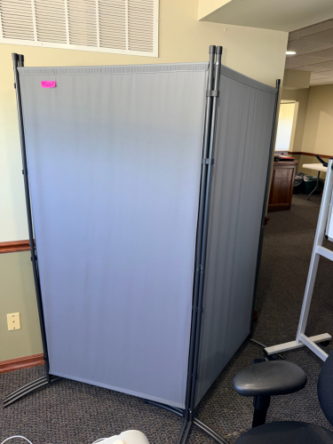 THREE PANEL GREY ROOM PARTITION.