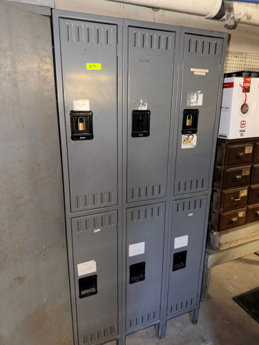 SIX GROUP METAL LOCKER SYSTEM