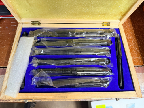 OMEX ADJUSTABLE HAND REAMER 15/32" TO 1 1/16"
