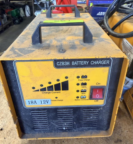 CZB3H BATTERY CHARGER.