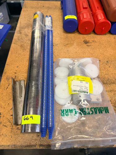 (1) LOT OF ASSORTED METAL BAR STOCK.