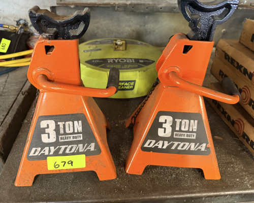 (2) 3 TON JACK STANDS
