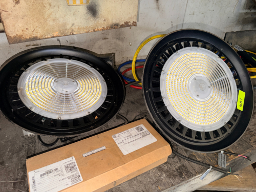(2) LED PENDANT SHOP LIGHT FIXTURES.
