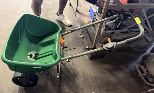DROP SPREADER