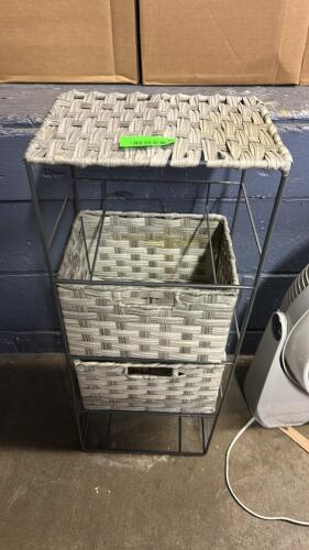 (1) BACKET ORGANIZER