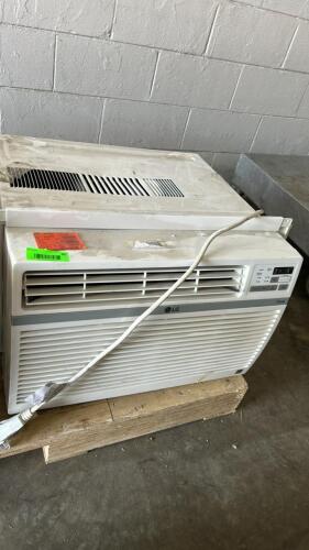 (1) LG WINDOW AC UNIT