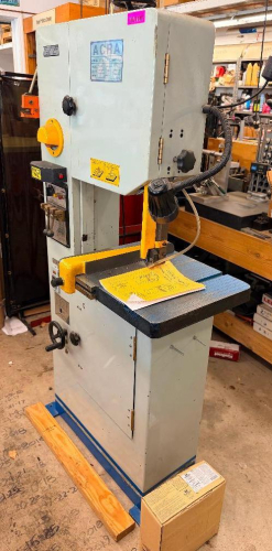ACRA VERTICAL METAL CUTTING BAND SAW WITH WELDED BLADE JOINER, ADJUSTABLE WORK TABLE, INTEGRATED WORK LIGHT, AND VARIABLE BLADE SPEED SELECTION. MACHINE FEATURES A HEAVY-DUTY CABINET BASE, BLADE GUIDE ASSEMBLY, BLADE WELDING STATION, AND INCLUDES OPERATOR