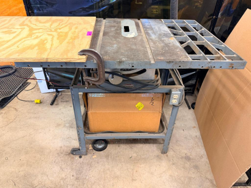 CRAFTSMAN TABLE SAW WITH STAND.