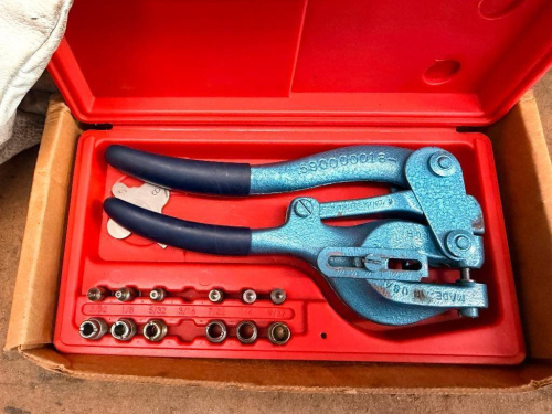 #5 JUNIOR HAND PUNCH KIT