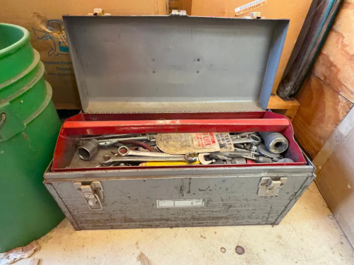 METAL TOOL BOX W/ CONTENTS - HAND TOOLS