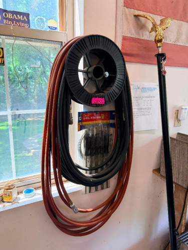 50' X 3/8" HEAVY DUTY AIR HOSE.