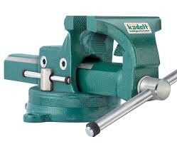 (1) PIPE AND BENCH VISE