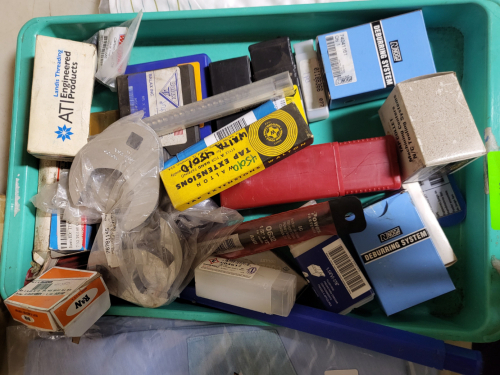(1) TRAY OF MISC ITEMS