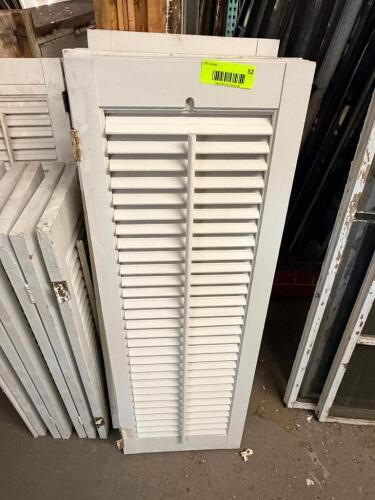 (1) LOT OF ASSORTED VINTAGE SHUTTER PANELS