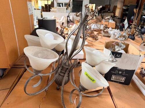 CHANDELIER LIGHT FIXTURE