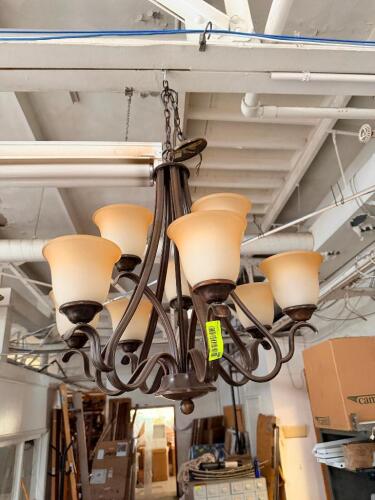 CHANDELIER LIGHT FIXTURE