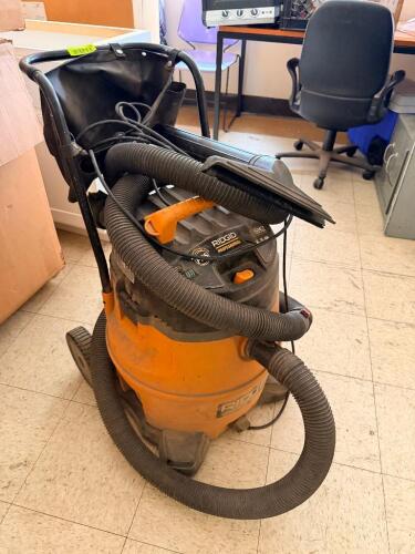 RIDGID 16 GALLON WET / DRY SHOP VAC