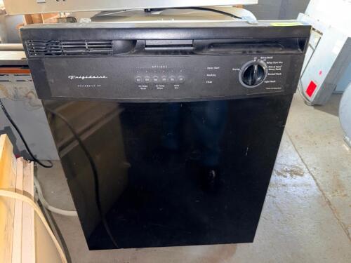 BLACK BUILT-IN DISHWASHER WITH ULTRAQUIET III SOUND REDUCTION, ELECTRONIC CONTROLS, MULTIPLE WASH CYCLES, AND HEATED DRY FUNCTION. UNIT FEATURES UPPER AND LOWER DISH RACKS, SILVERWARE BASKET, AND BLACK EXTERIOR FINISH.