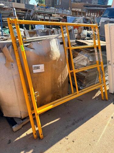 (2) SCAFFOLDING UPRIGHTS.