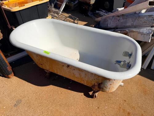 CAST IRON BATHTUB