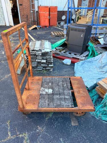36" HEAVY DUTY WAREHOUSE CART.