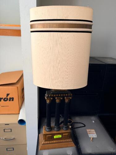 VINTAGE DESK / SIDE TABLE LAMP WITH SHADE.