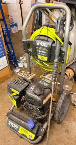 GAS-POWERED PRESSURE WASHER WITH STEEL CART FRAME, HIGH-PRESSURE HOSE, SPRAY WAND, 5-IN-1 NOZZLE, AND ONBOARD DETERGENT TANK. INCLUDES HOSE REEL AND SOAP INJECTION SYSTEM.