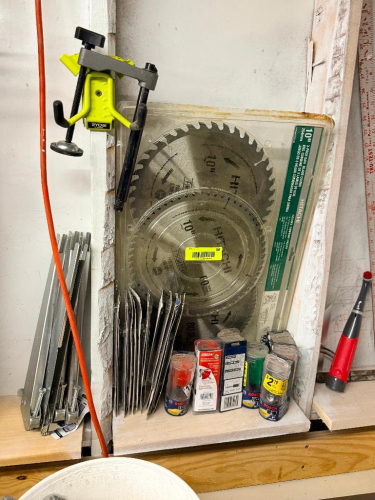 (1) LOT OF ASSORTED TOOLING.