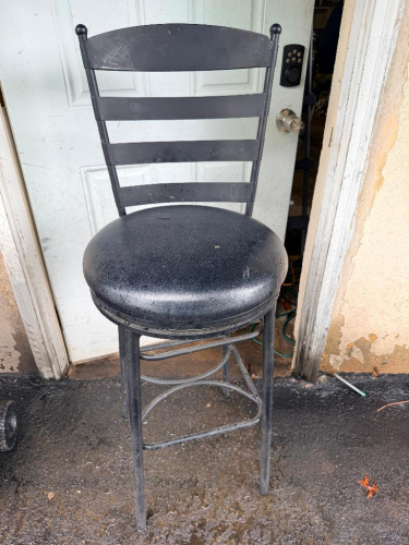 (4) 30" BLACK SWIVEL BAR STOOLS