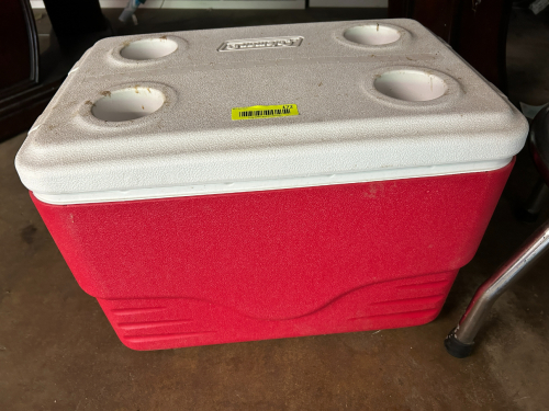 (1) RED COOLER