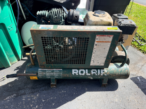 ROLAIR TWIN TANK PORTABLE GAS POWERED AIR COMPRESSOR. ( MISSING PARTS )