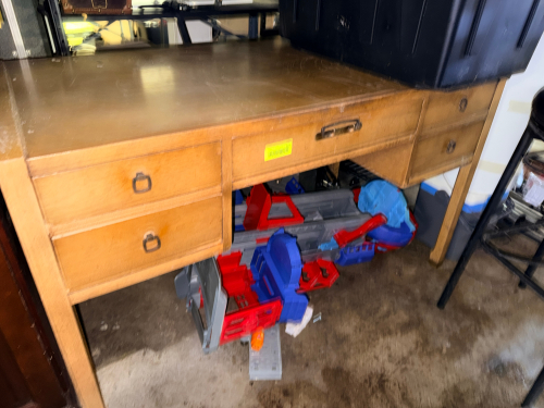 50" HARDWOOD WORK STATION ( VINTAGE )