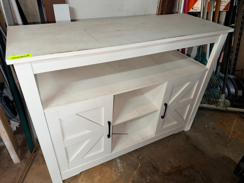 48" HARDWOOD ACCENT / SOFA TABLE.