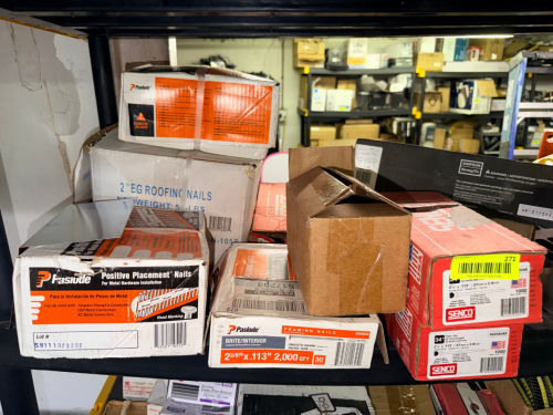 (1) LOT OF ASSORTED HARDWARE AND FASTENERS