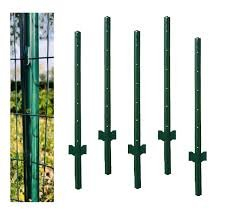 (4) FENCE POSTS SUPPORTS