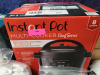 (1) MULTI-COOKER - 3