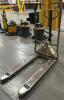 (1) HEAVYDUTY PALLET JACK