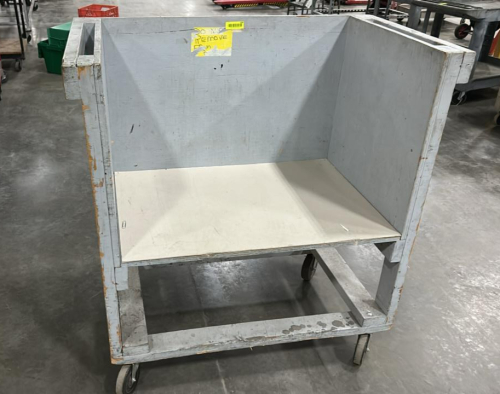 (1) HEAVY DUTY ROLLING GRAY WOODEN INDUSTRIAL UTILITY CART