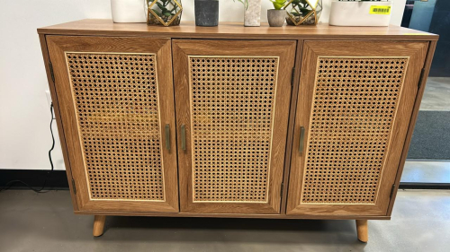 (1) 3 DOOR ACCENT STORAGE CABINET