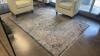 (1) DECORTIVE RUG