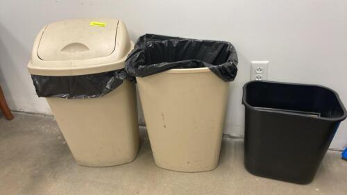 (1) LOT OF ASSORTED TRASH CANS
